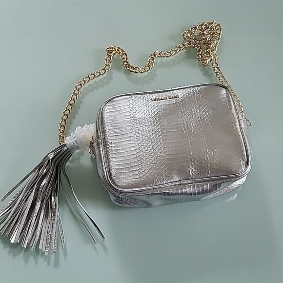 5/$20 NWOT- Victoria's Secret Crossbody Bag - Picture 3 of 9